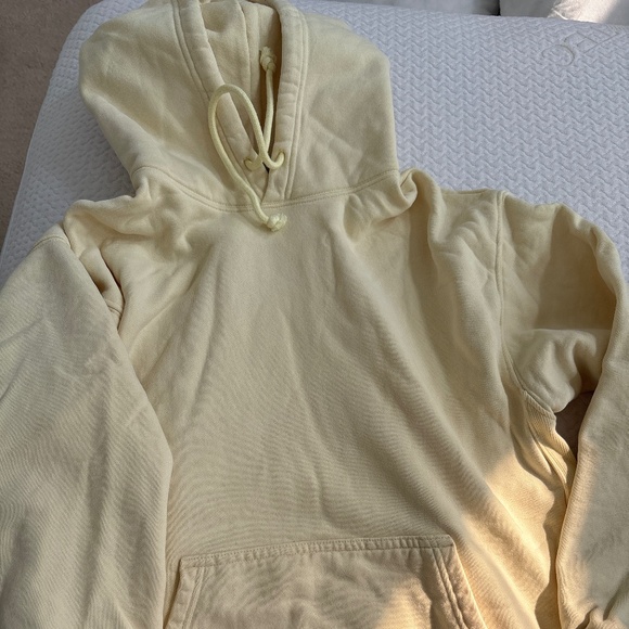 Aritzia TNA fleece hoodie - Picture 1 of 1